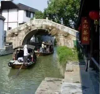敦煌莫高窟简介,穿越历史的时间隧道,揭开敦煌莫高窟的千年神秘